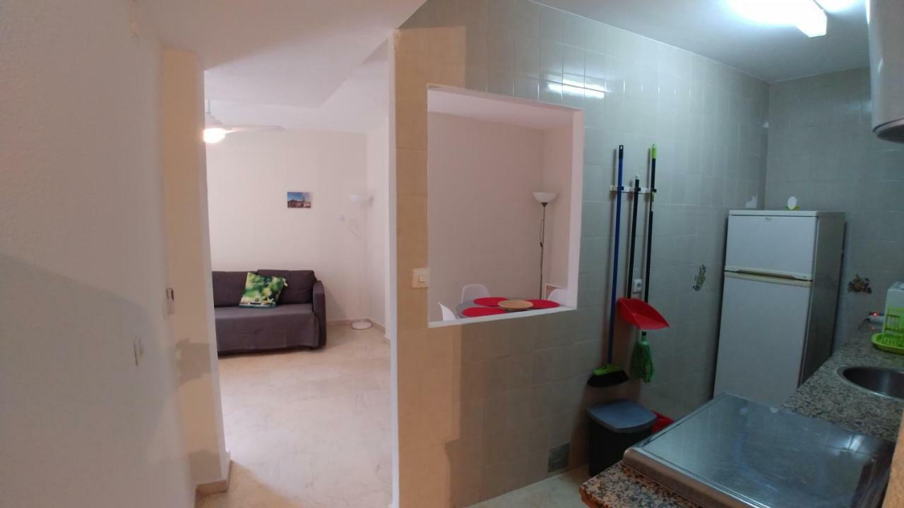 Alojamiento Plaza Chirinos Apartamento Córdova Exterior foto